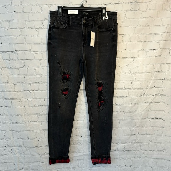 Judy Blue Destroyed Buffalo plaid patch skinny jeans-new - Picture 3 of 13